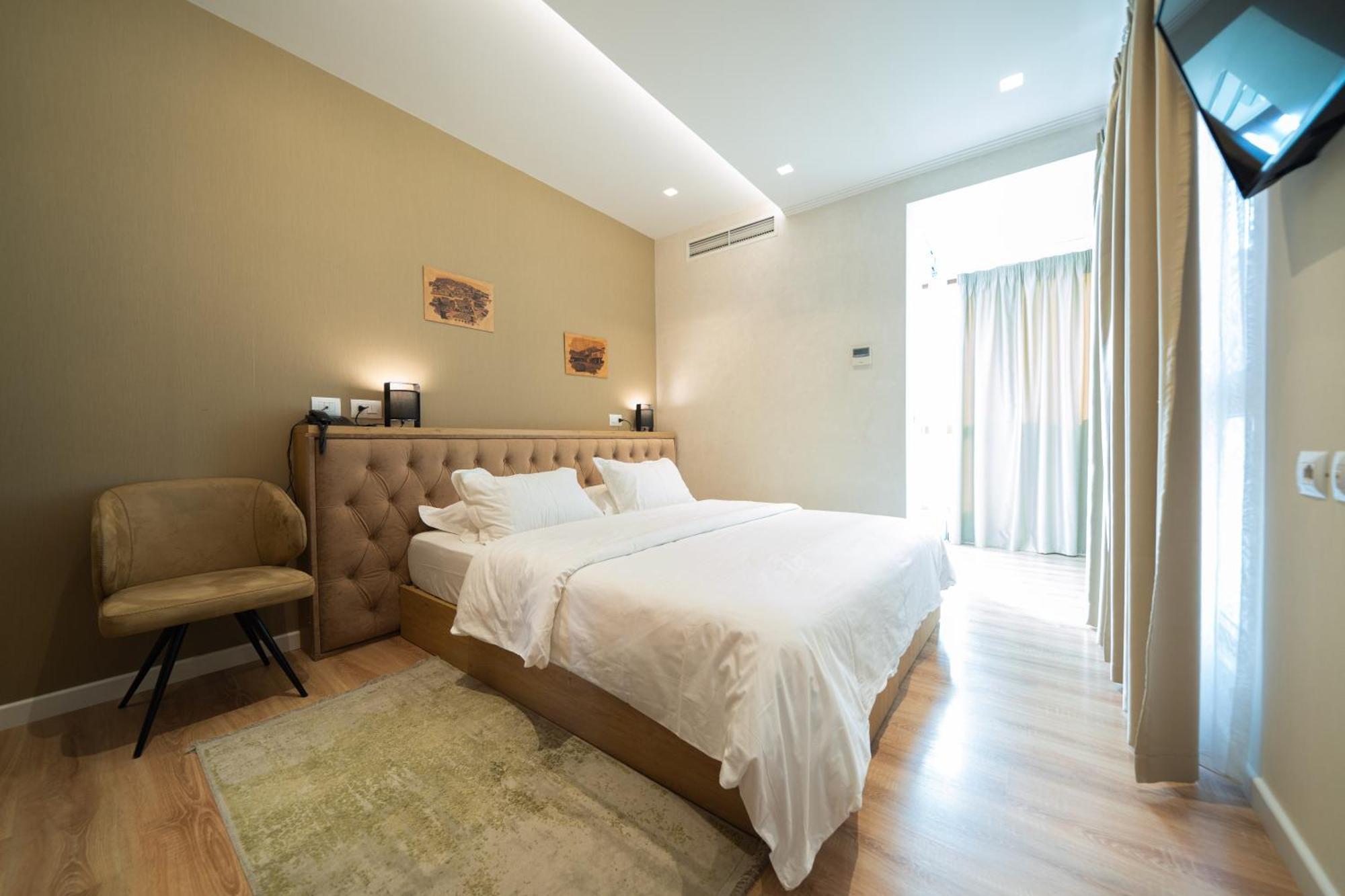 בראט Merko Hotel מראה חיצוני תמונה