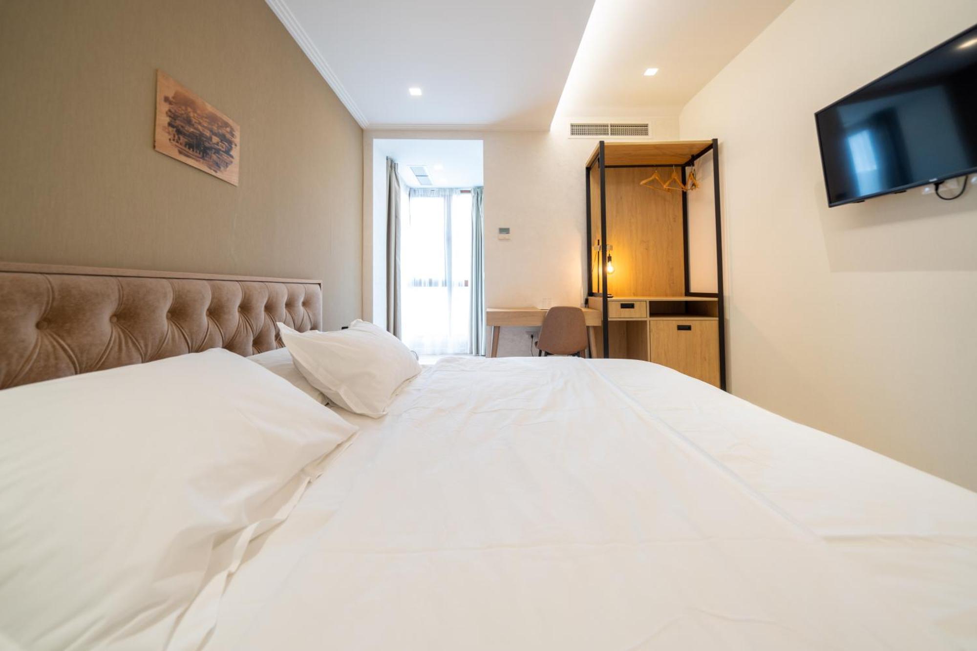 בראט Merko Hotel מראה חיצוני תמונה